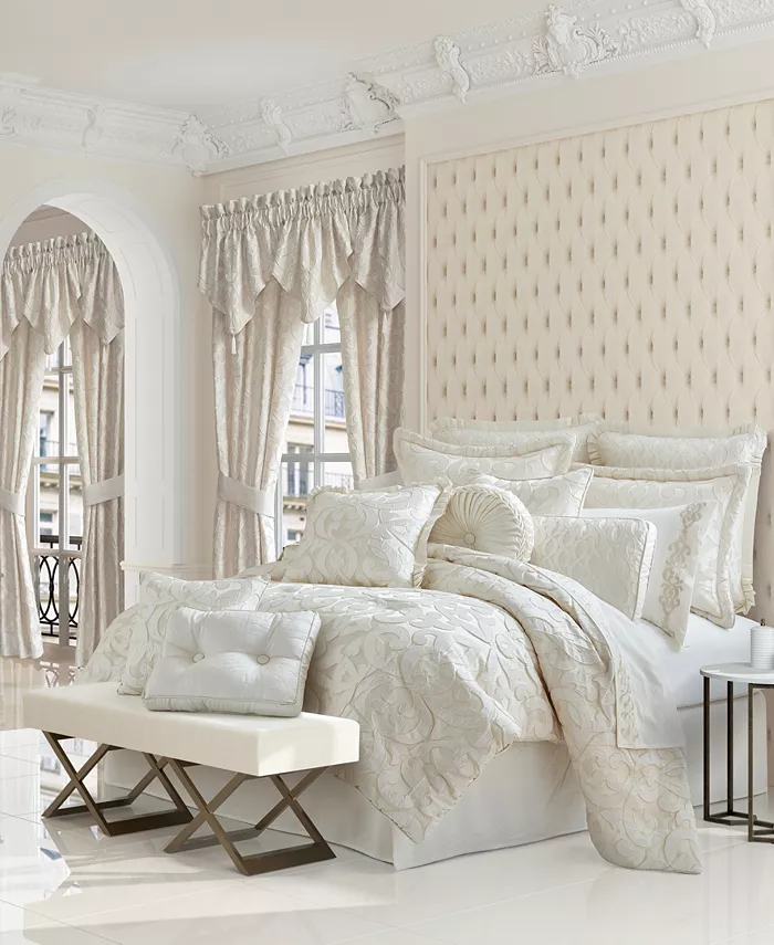 J Queen New York La Boheme 4-Pc. Comforter Set， Queen